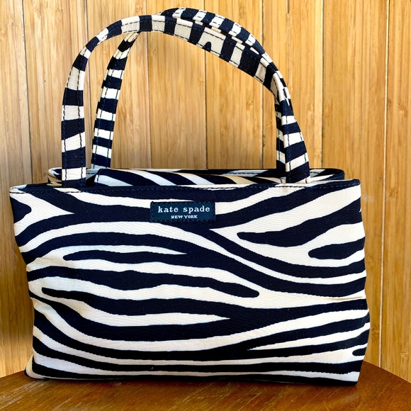 kate spade Handbags - Kate Spade Mini Zebra Bag 🦓E9
